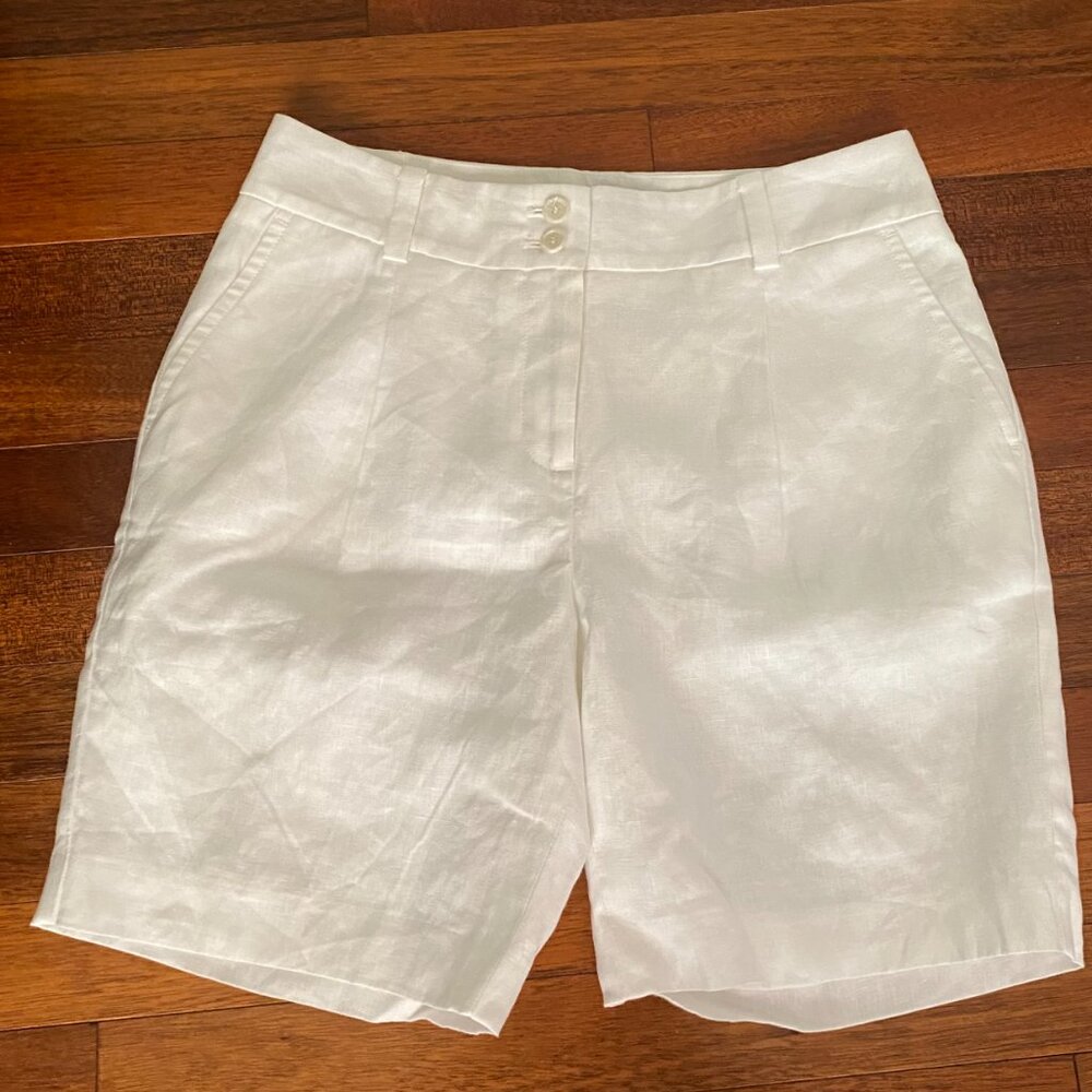 NWT! Talbots Classic Linen Pleated White Shorts 2P